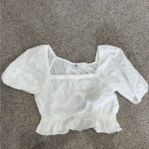 Uniqlo White Puff Sleeve Crop Blouse